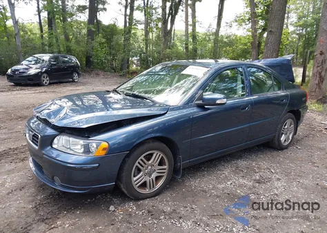 2009 Volvo S60 2.5T/2.5T Special Edition из США, поврежденный, VIN YV1RS592692723625